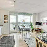 아파트 2 Bedroom In *